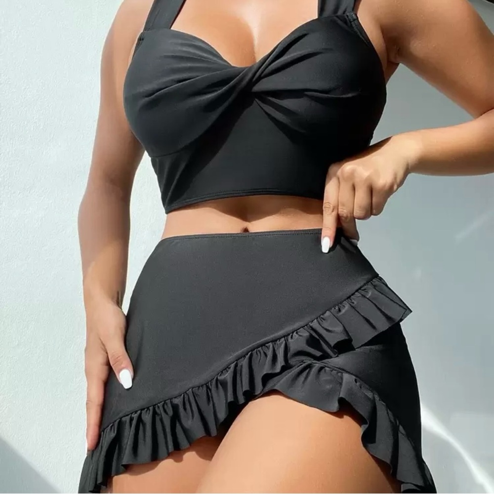 Black Ruffled High-Waist Swim Skirt - Women's Swim